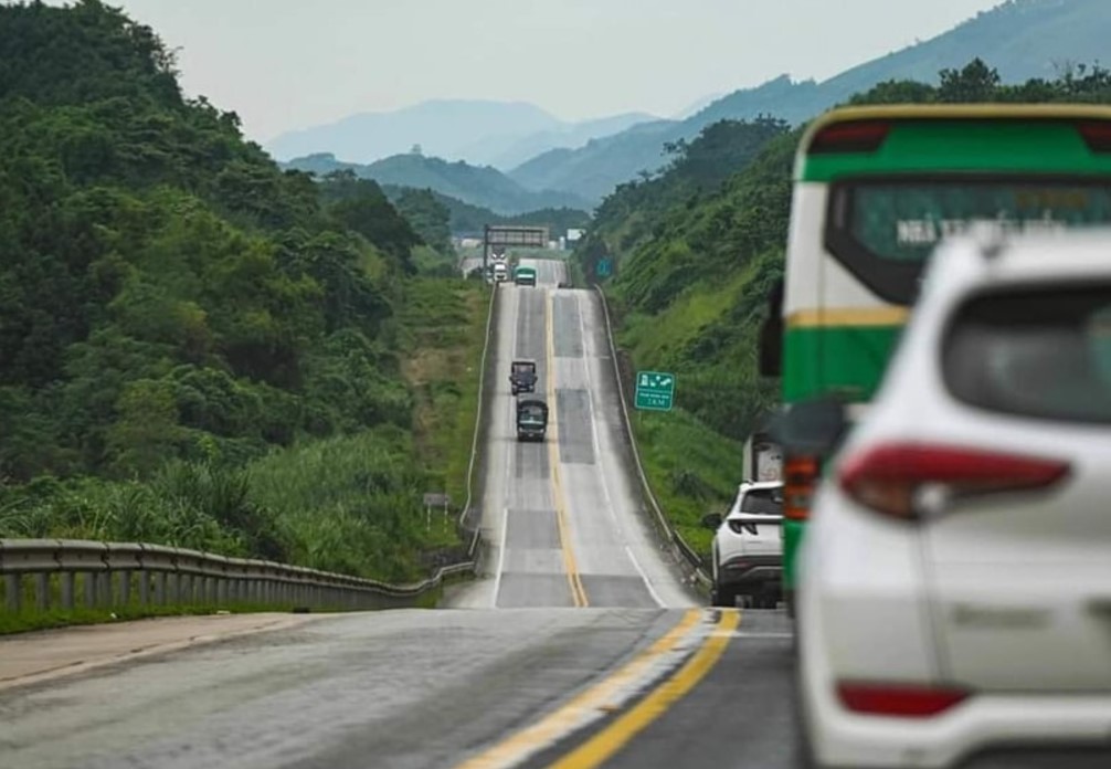 Cao tốc Hà Nội Lào Cai dài bao nhiêu km